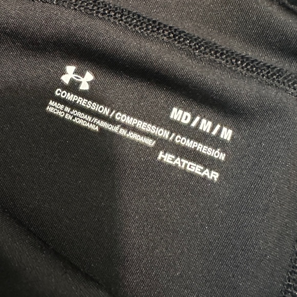 Under Armour Heat Gear Compression Crop Leggings Size Medium Black - Picture 4 of 8